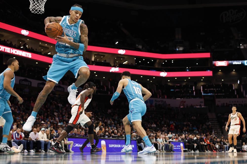 强防线的西 强防线的西